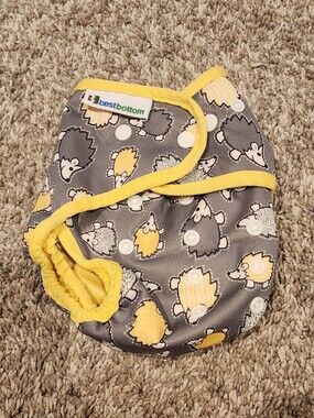 Bestbottom Diaper Cover Grey & Yellow Hedgehog Print